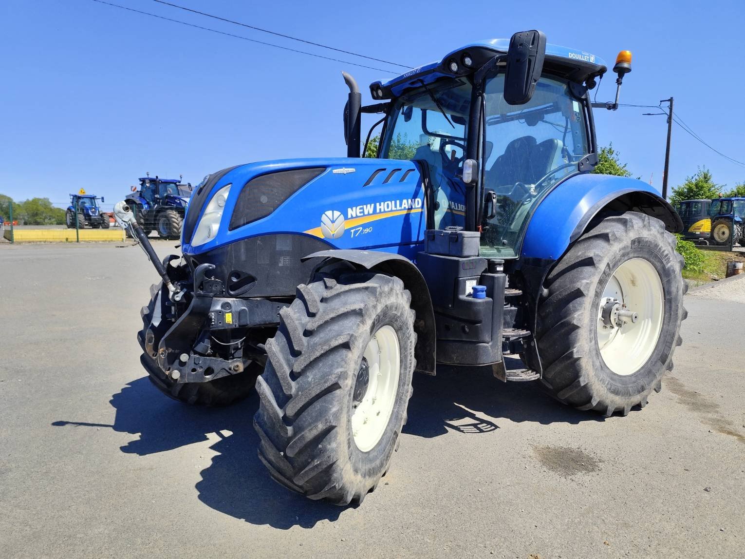 Traktor tipa New Holland T7 190 AC, Gebrauchtmaschine u Le Horps (Slika 1)