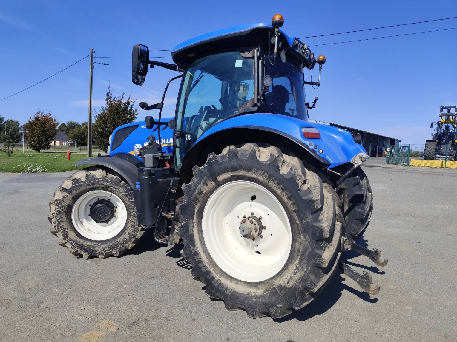 Traktor des Typs New Holland T7 190 PC, Gebrauchtmaschine in Le Horps (Bild 3)