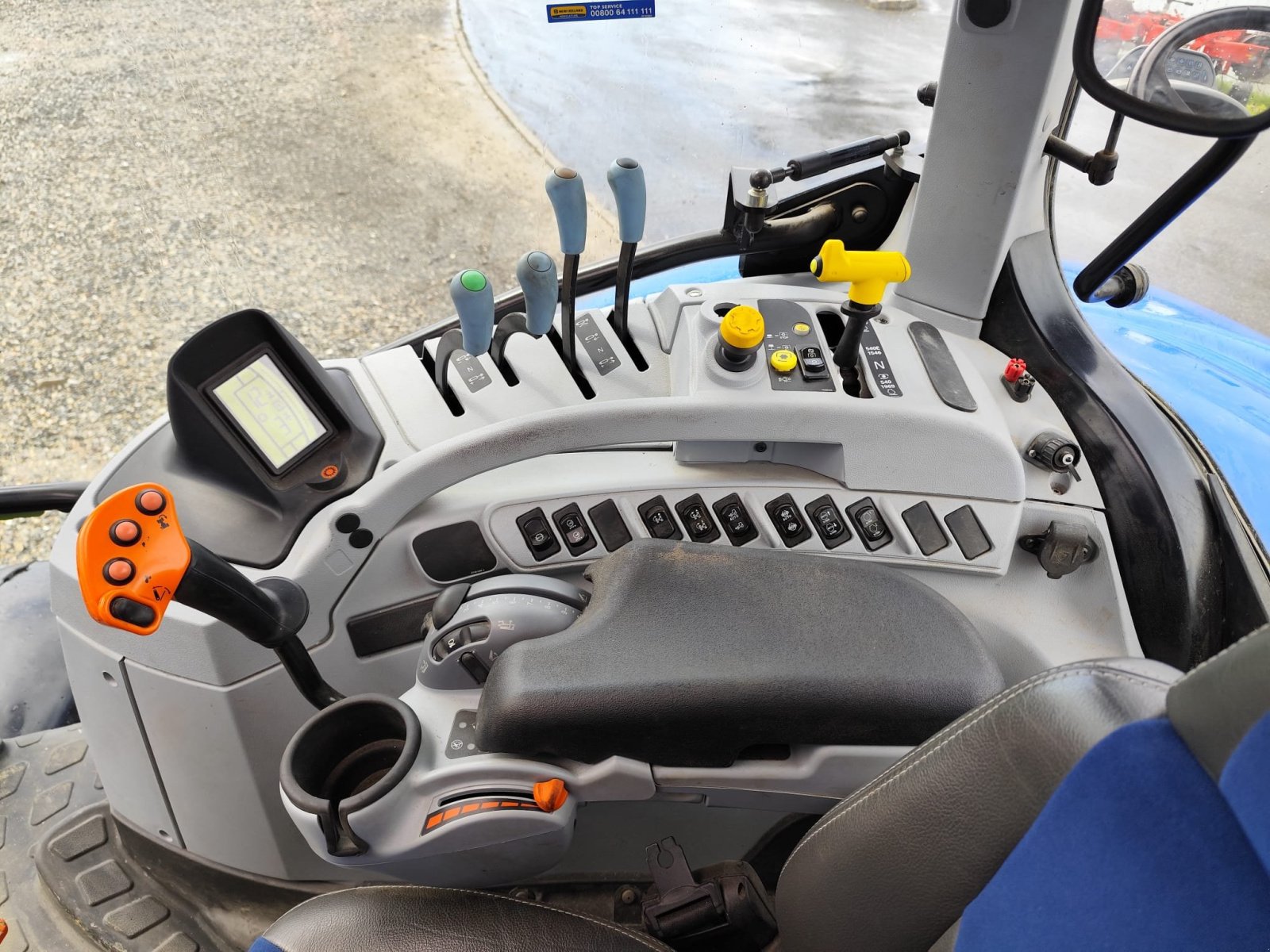 Traktor типа New Holland T7 190 PC, Gebrauchtmaschine в Le Horps (Фотография 11)