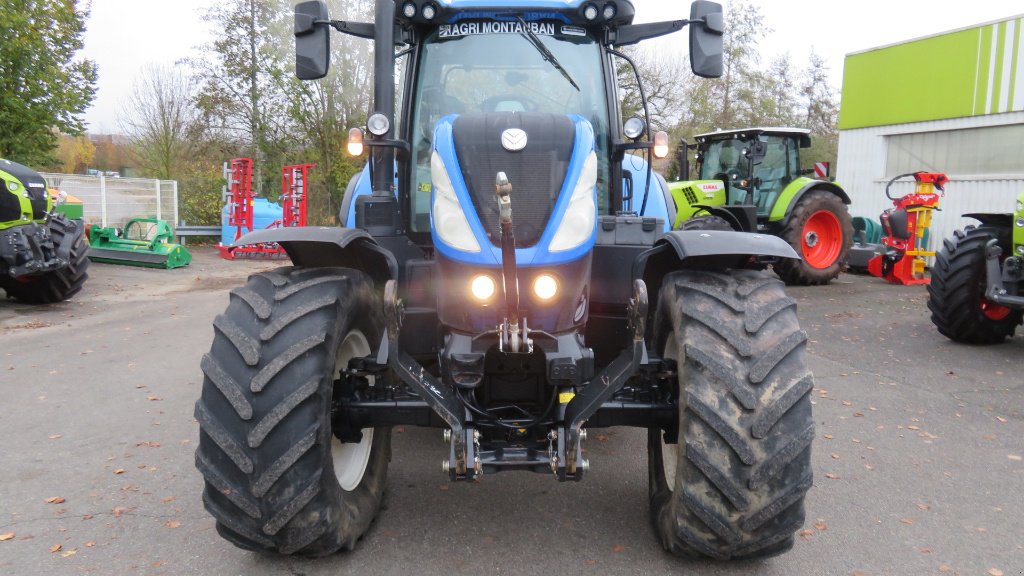 Traktor des Typs New Holland T7. 190, Gebrauchtmaschine in MORLHON LE HAUT (Bild 4)