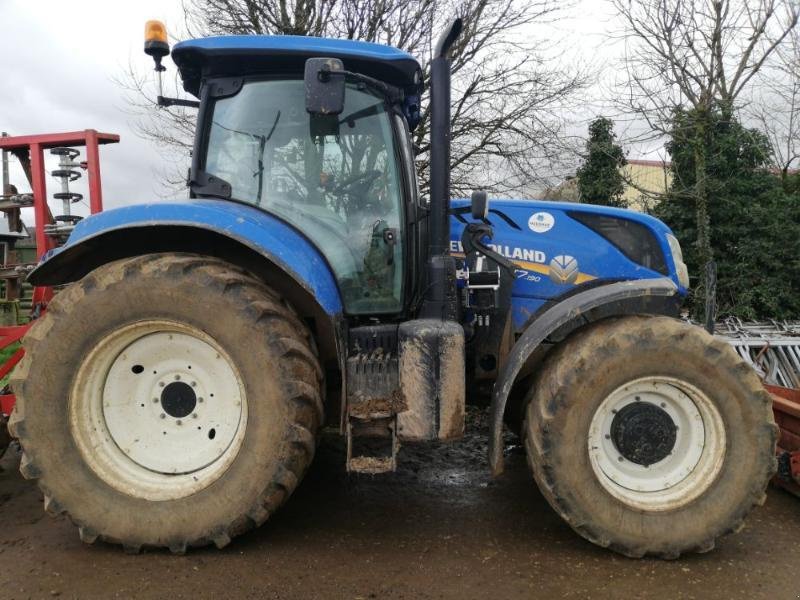 Traktor типа New Holland T7-190RC, Gebrauchtmaschine в CHAUMONT (Фотография 3)