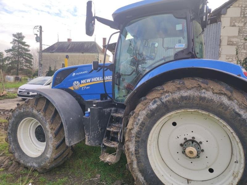 Traktor van het type New Holland T7-190RC, Gebrauchtmaschine in ANTIGNY (Foto 3)