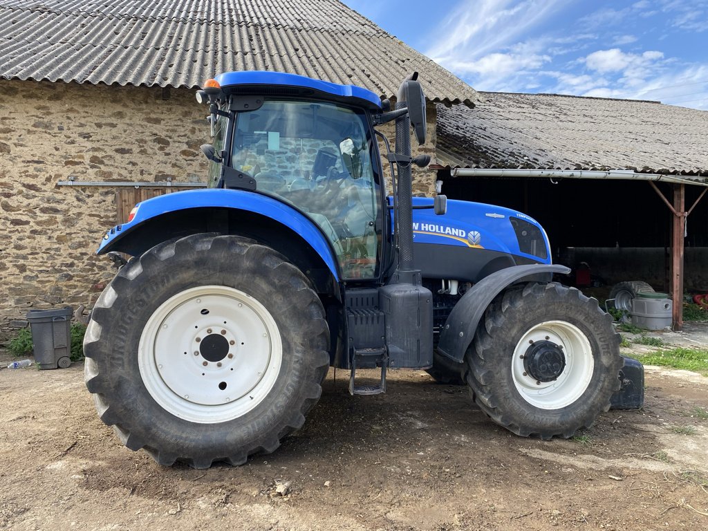 Traktor typu New Holland T7 200 AUTOCOMMAND, Gebrauchtmaschine v PIERRE BUFFIERE (Obrázek 8)