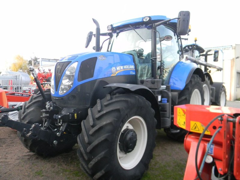 Traktor del tipo New Holland T7 200 POWER, Gebrauchtmaschine en ENNEZAT (Imagen 1)