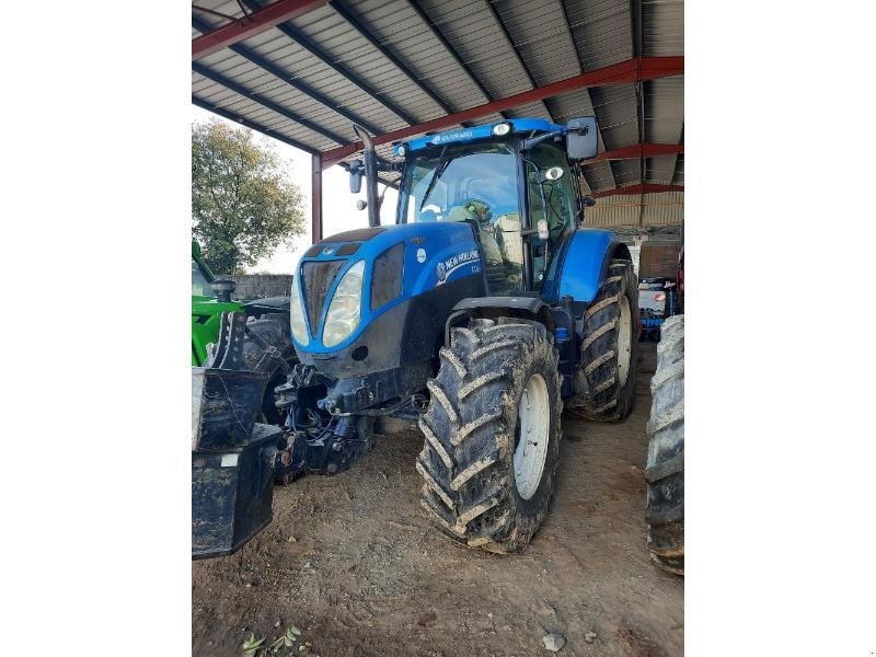 Traktor типа New Holland T7-200AC, Gebrauchtmaschine в ANTIGNY (Фотография 1)