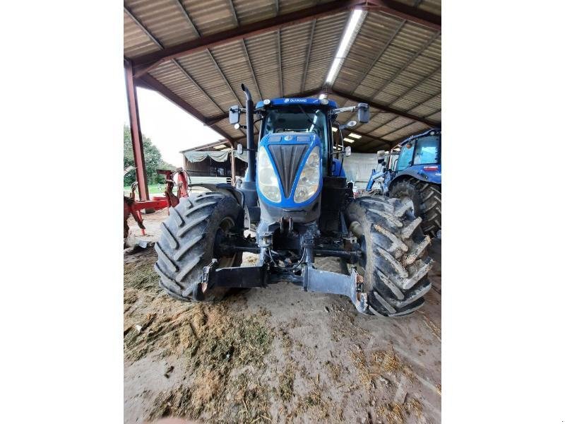 Traktor of the type New Holland T7-200PC, Gebrauchtmaschine in ANTIGNY (Picture 2)