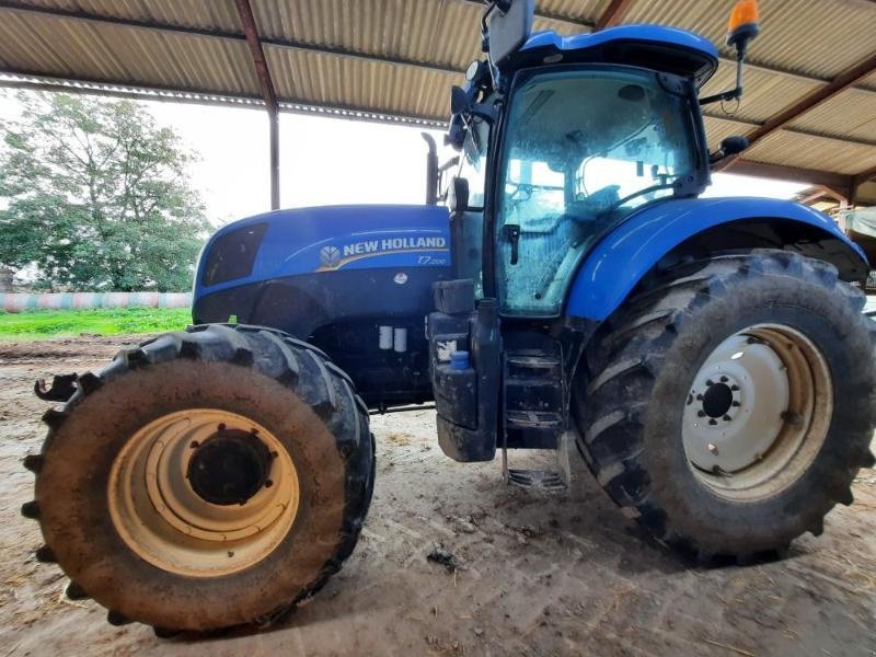 Traktor of the type New Holland T7-200PC, Gebrauchtmaschine in ANTIGNY (Picture 6)
