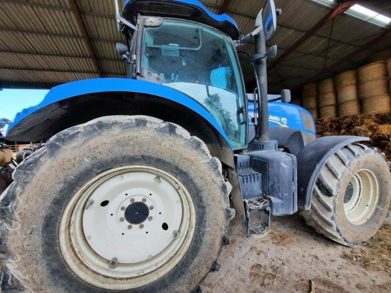 Traktor of the type New Holland T7-200PC, Gebrauchtmaschine in ANTIGNY (Picture 4)