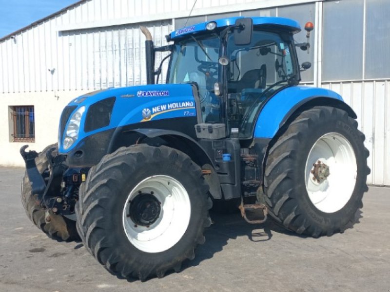 Traktor of the type New Holland T7 210 AC, Gebrauchtmaschine in VERT TOULON (Picture 1)