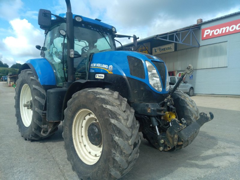 Traktor of the type New Holland T7. 210 sw pc t4, Gebrauchtmaschine in Eton (Picture 1)