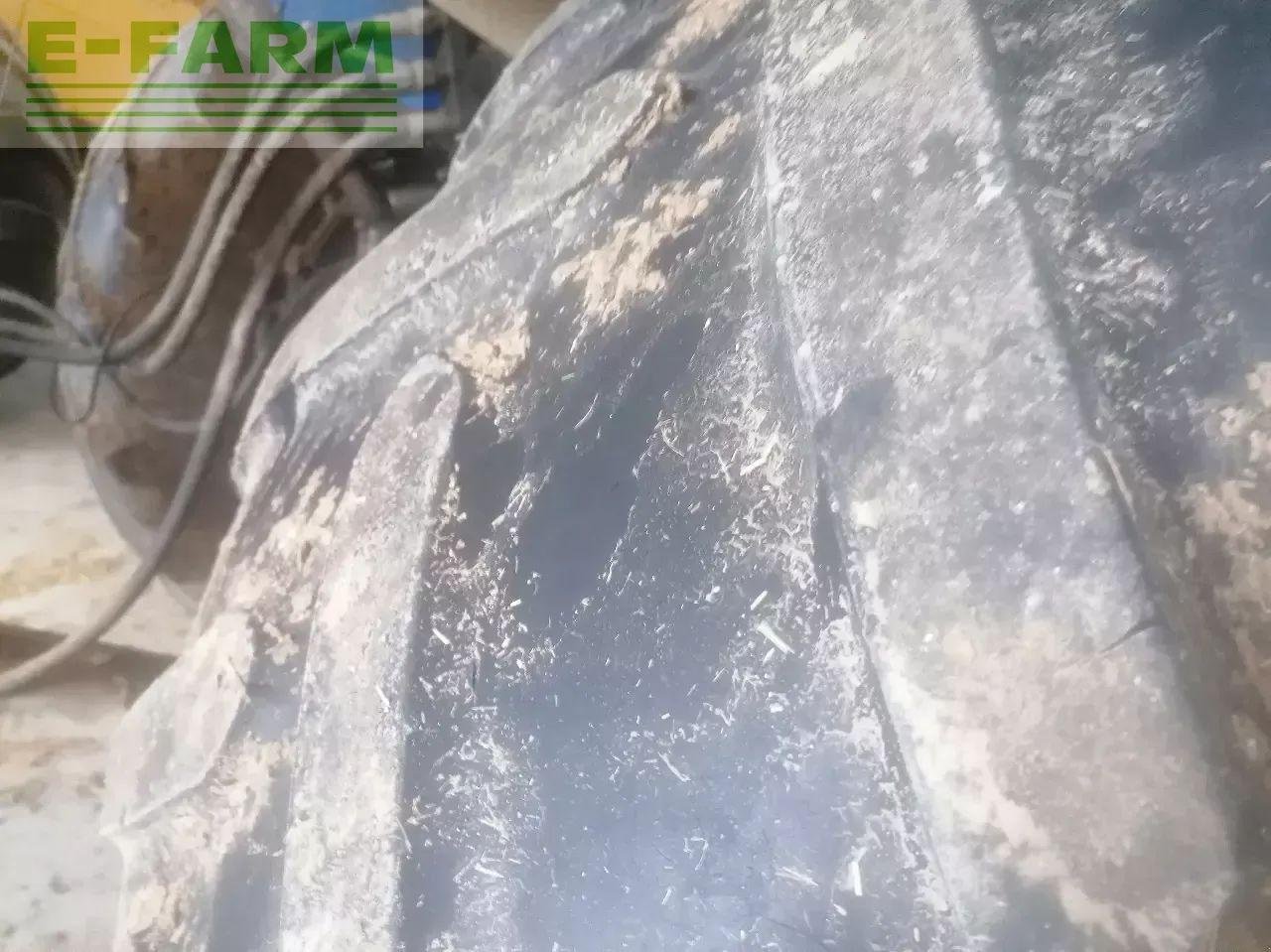 Traktor типа New Holland t7 210 sw, Gebrauchtmaschine в CHAUVONCOURT (Фотография 9)