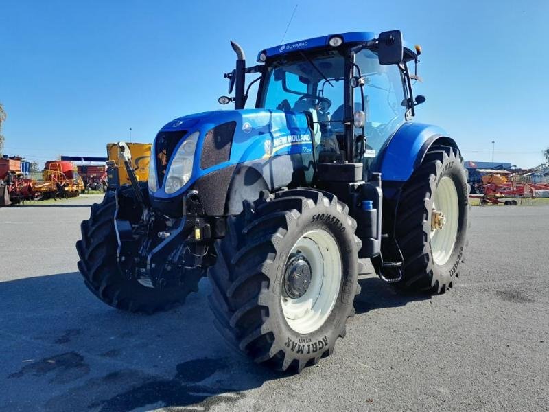 Traktor of the type New Holland T7-210PC-SW, Gebrauchtmaschine in ANTIGNY (Picture 1)