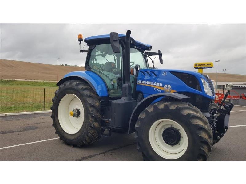 Traktor del tipo New Holland T7-210RC, Gebrauchtmaschine In CHAUMONT (Immagine 1)