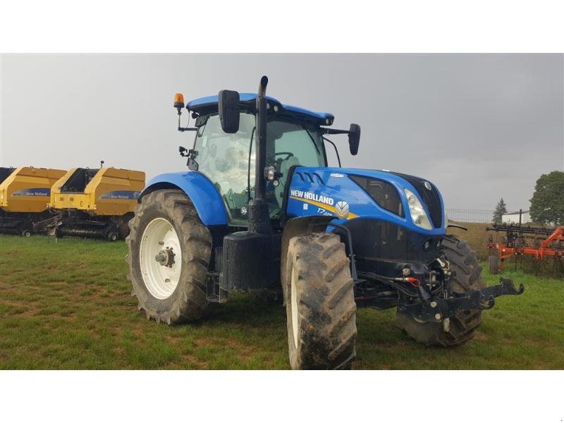 Traktor typu New Holland T7-225, Gebrauchtmaschine w CHAUMONT (Zdjęcie 1)