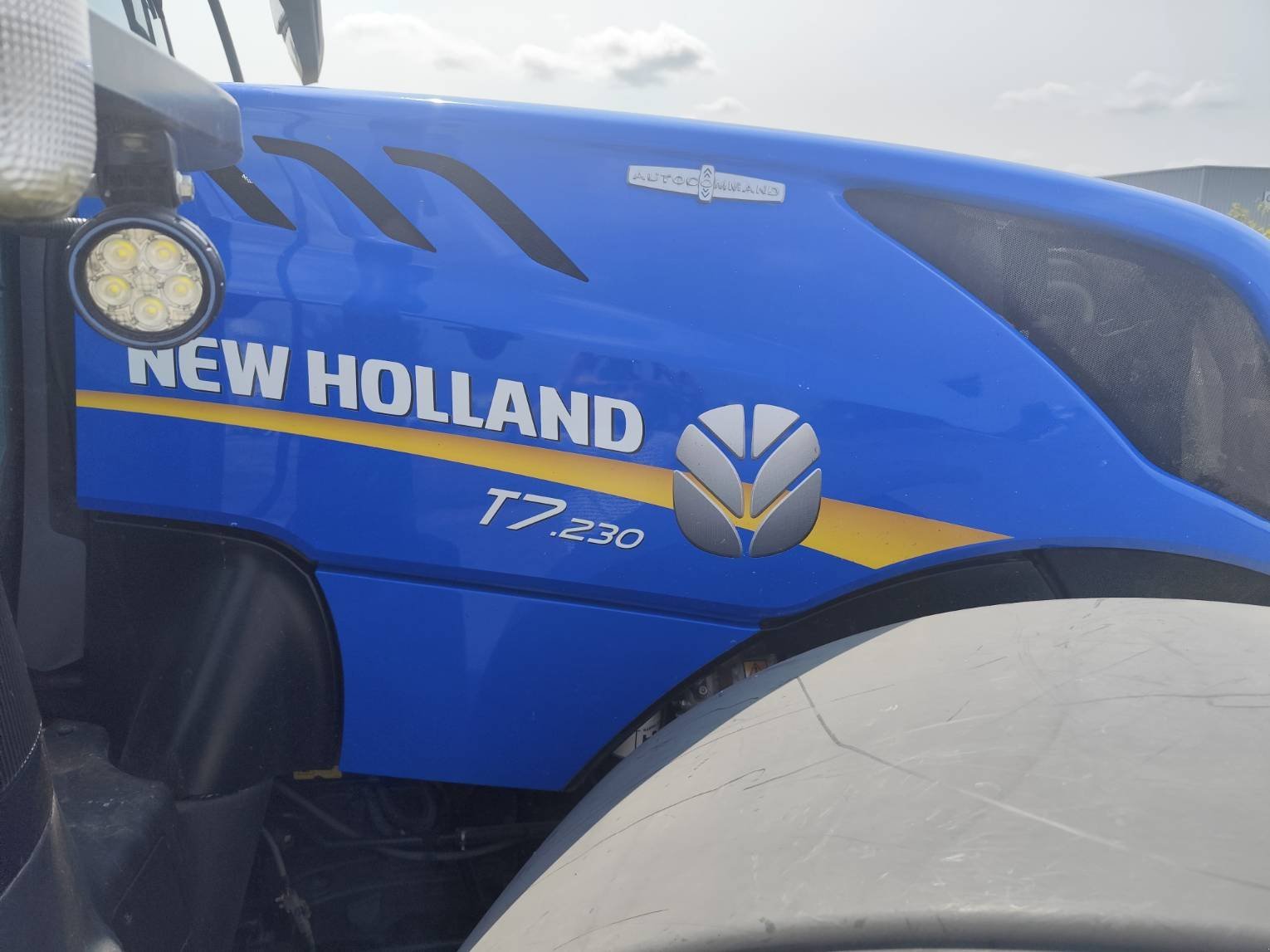 Traktor des Typs New Holland T7 230 AC, Gebrauchtmaschine in Le Horps (Bild 11)