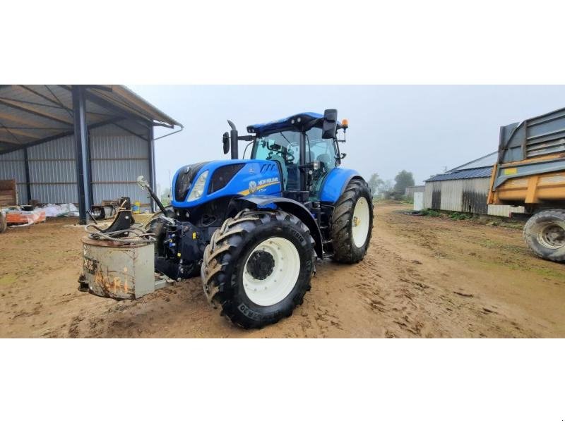Traktor от тип New Holland T7-230PC-SW, Gebrauchtmaschine в ANTIGNY (Снимка 1)