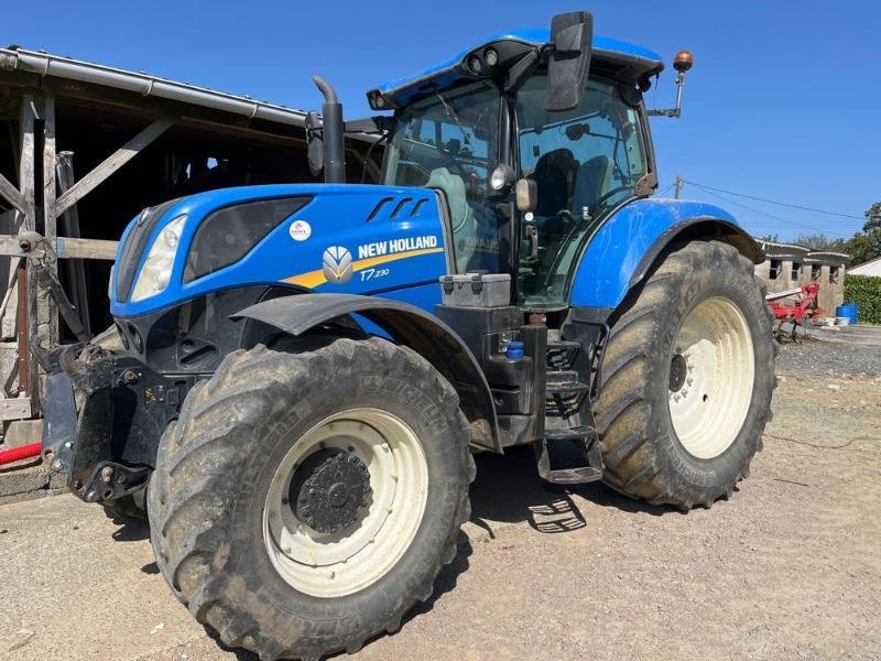 Traktor del tipo New Holland T7-230PC, Gebrauchtmaschine en ANTIGNY (Imagen 1)