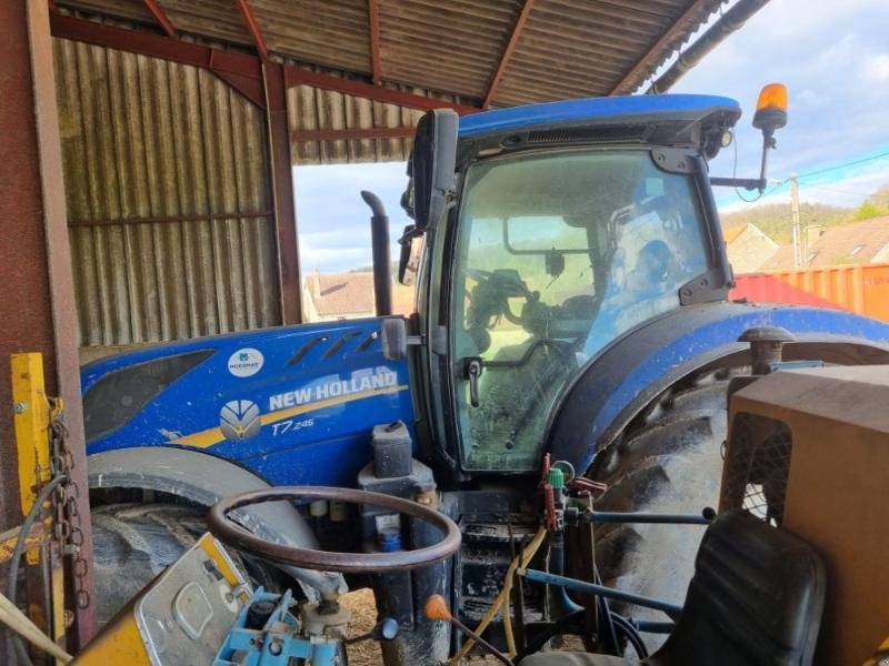 Traktor Türe ait New Holland T7-245, Gebrauchtmaschine içinde CHAUMONT (resim 5)