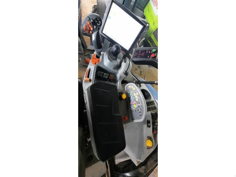 Traktor του τύπου New Holland T7-245AC, Gebrauchtmaschine σε ANTIGNY (Φωτογραφία 8)