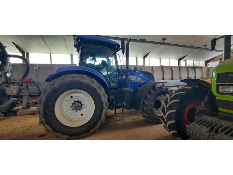 Traktor του τύπου New Holland T7-245AC, Gebrauchtmaschine σε ANTIGNY (Φωτογραφία 4)