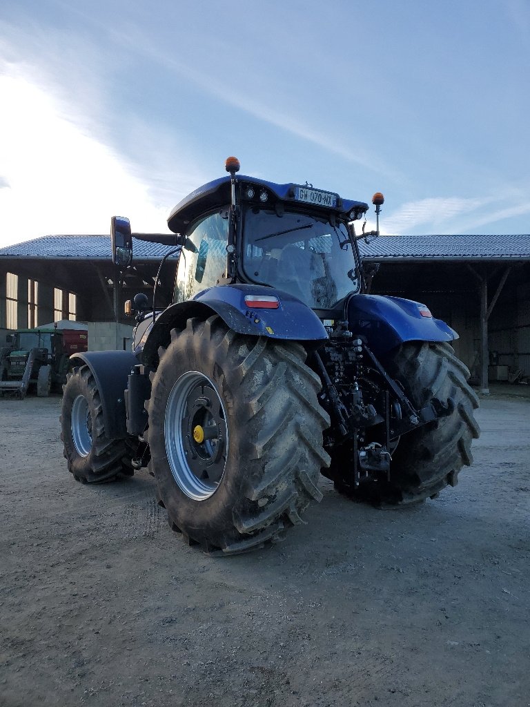 Traktor typu New Holland T.7 270 AC, Gebrauchtmaschine w MAYENNE (Zdjęcie 2)