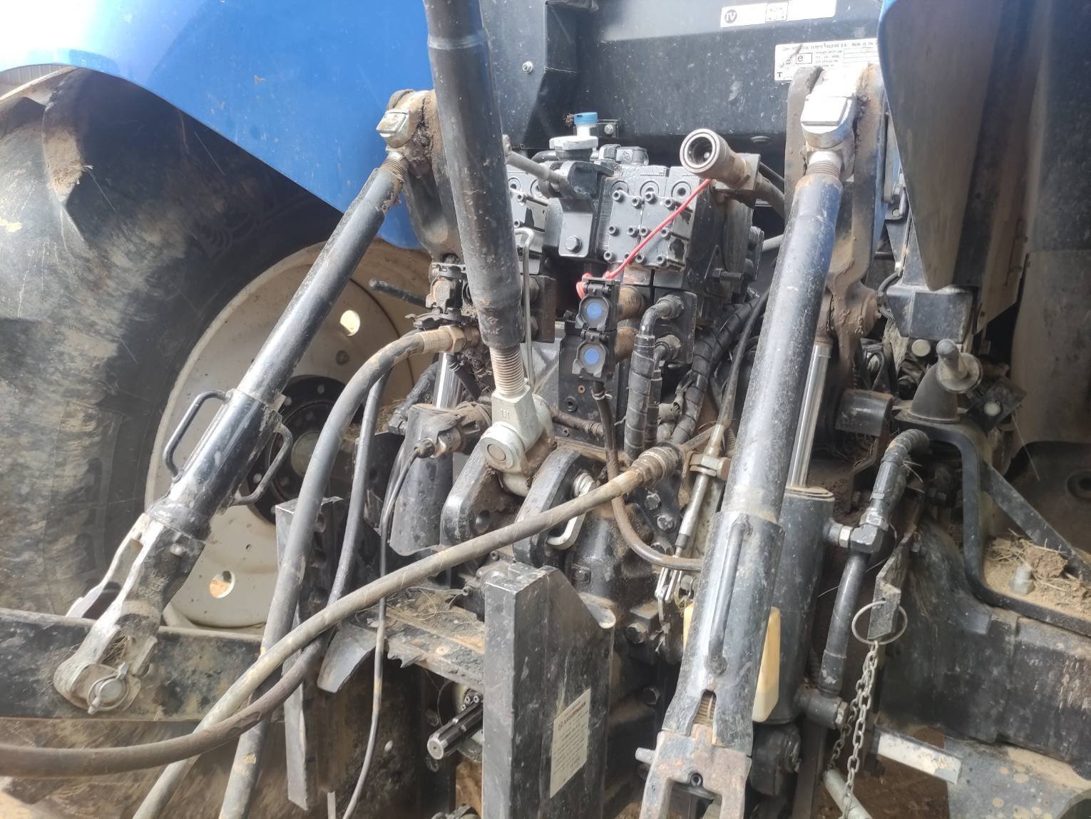 Traktor tip New Holland T7 270 AC, Gebrauchtmaschine in Le Horps (Poză 4)