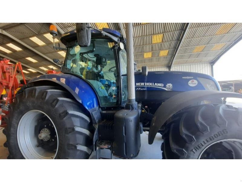 Traktor Türe ait New Holland T7-270AC, Gebrauchtmaschine içinde ANTIGNY (resim 4)