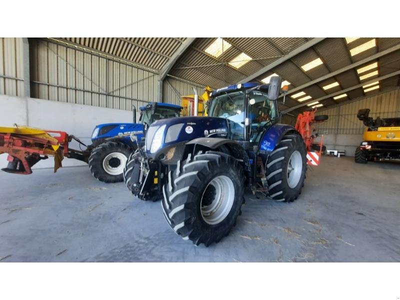 Traktor Türe ait New Holland T7-270AC, Gebrauchtmaschine içinde ANTIGNY (resim 1)