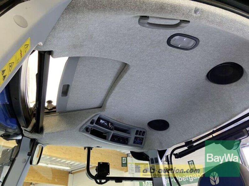 Traktor типа New Holland T7. 275, Gebrauchtmaschine в Bamberg (Фотография 18)