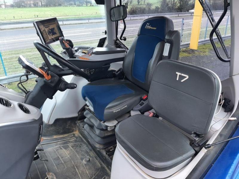 Traktor van het type New Holland T7-275AC-PLMI, Gebrauchtmaschine in ANTIGNY (Foto 6)