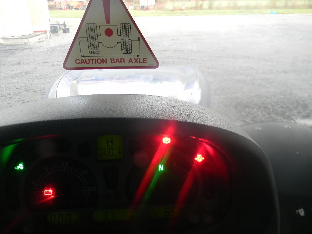 Traktor des Typs New Holland T7 315 AUTO, Gebrauchtmaschine in ENNEZAT (Bild 9)