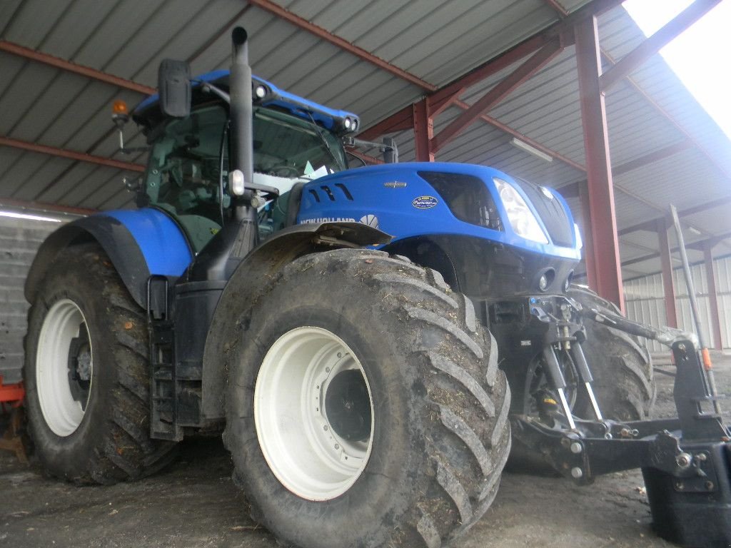 Traktor des Typs New Holland T7 315 AUTO, Gebrauchtmaschine in ENNEZAT (Bild 7)