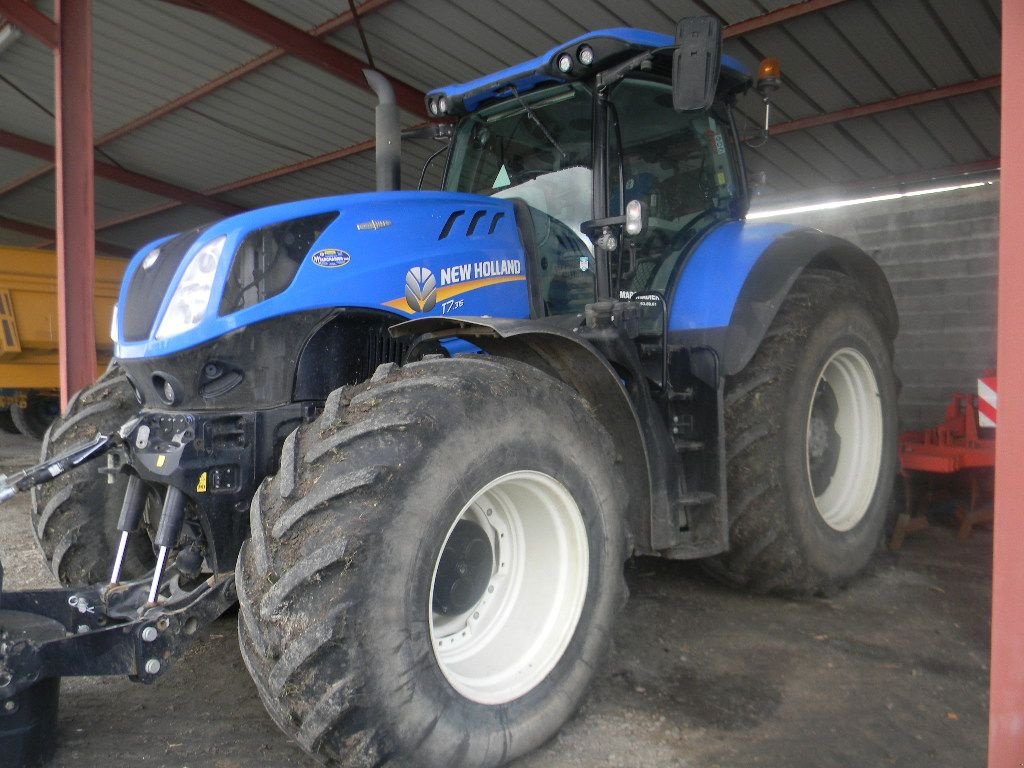 Traktor des Typs New Holland T7 315 AUTO, Gebrauchtmaschine in ENNEZAT (Bild 1)