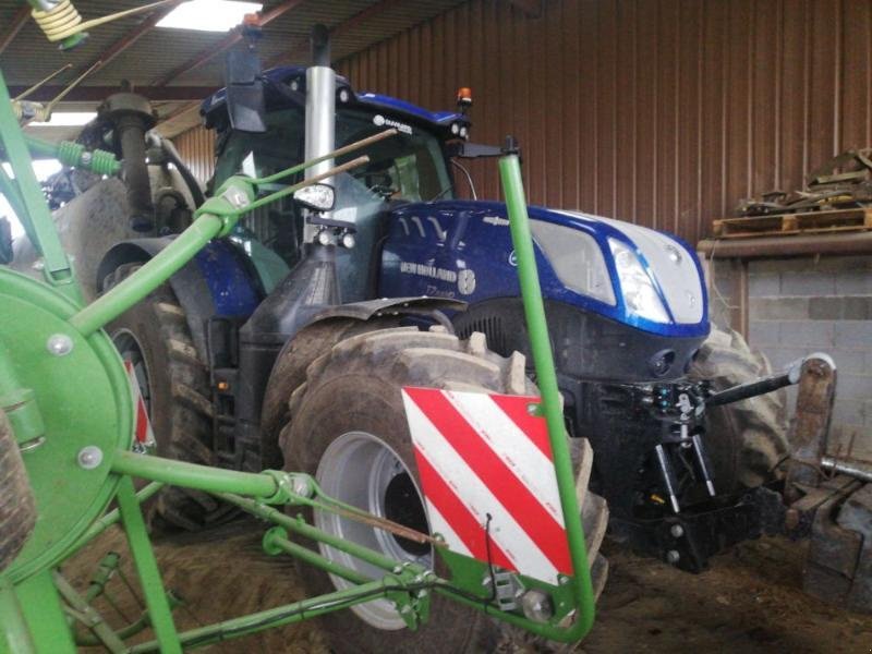 Traktor des Typs New Holland T7-315AC-PLMI, Gebrauchtmaschine in CHAUMONT (Bild 1)