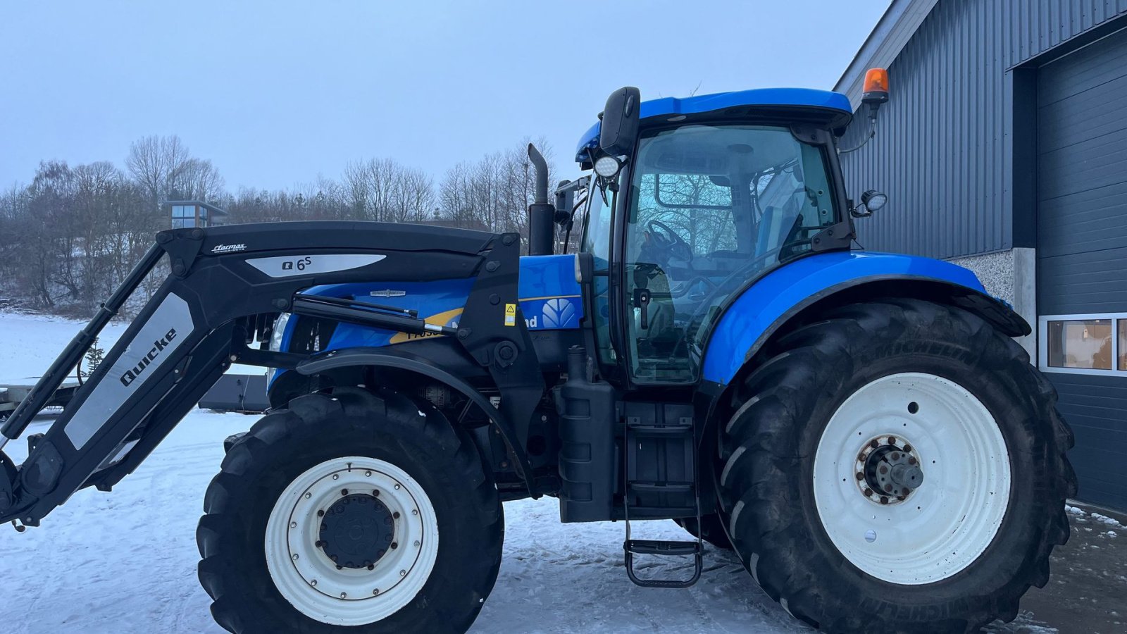 Traktor tip New Holland T7030 Autocommand m læsser, Gebrauchtmaschine in Vejle (Poză 1)