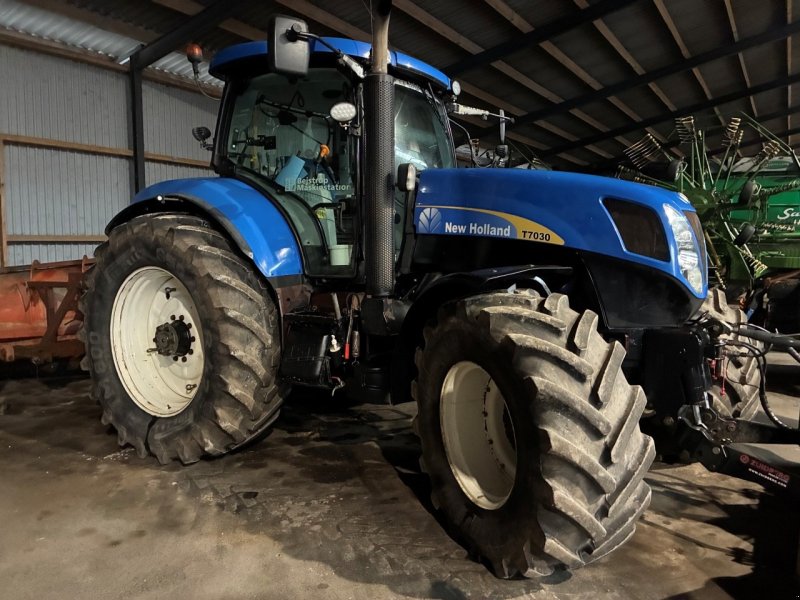Traktor от тип New Holland T7030 TG, Gebrauchtmaschine в Farsø (Снимка 1)