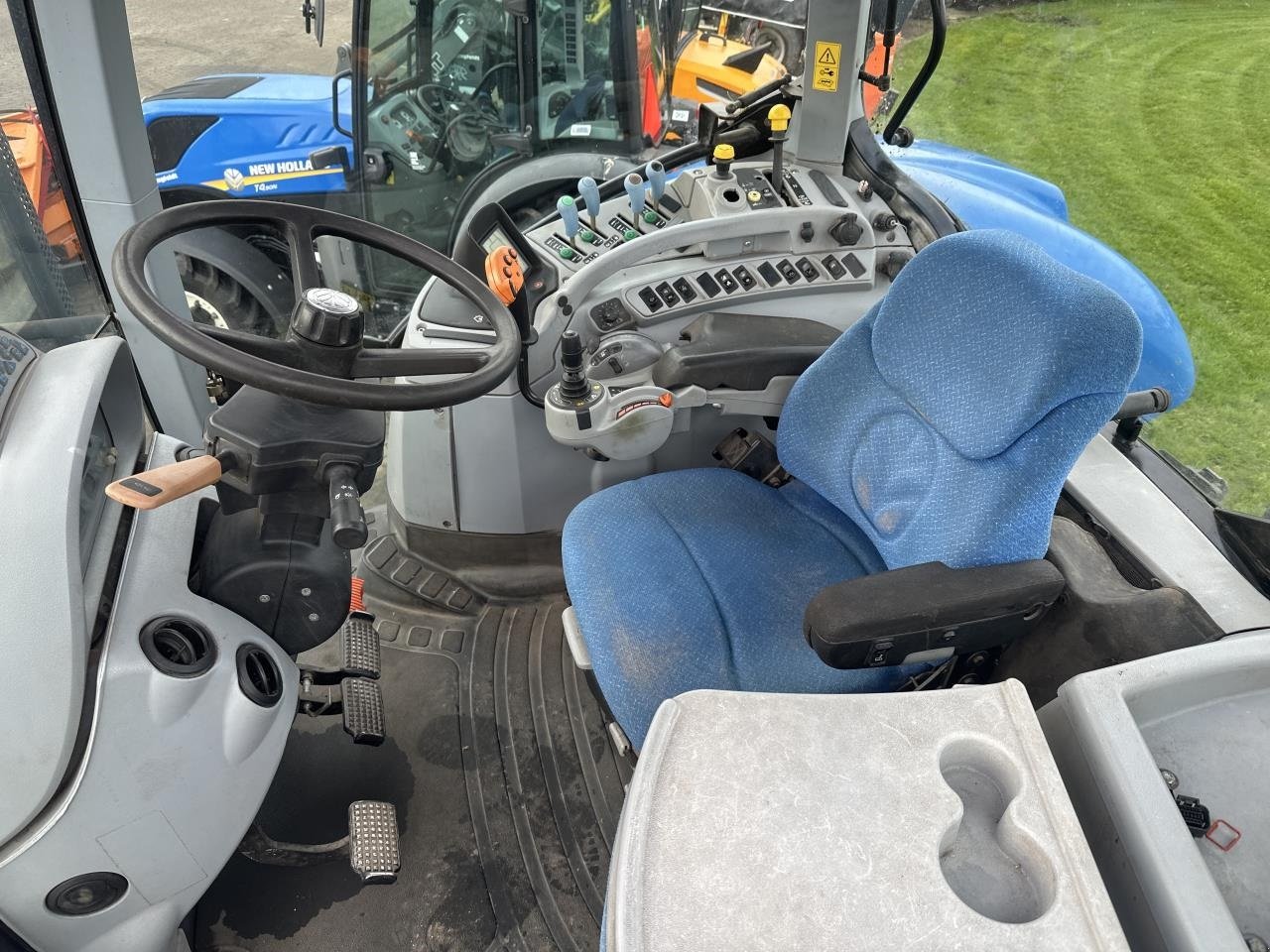 Traktor типа New Holland T7030 TG, Gebrauchtmaschine в Hadsten (Фотография 5)