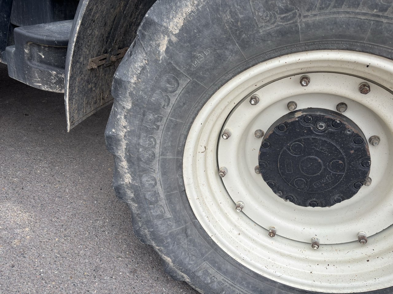 Traktor Türe ait New Holland T7030, Gebrauchtmaschine içinde VERT TOULON (resim 9)