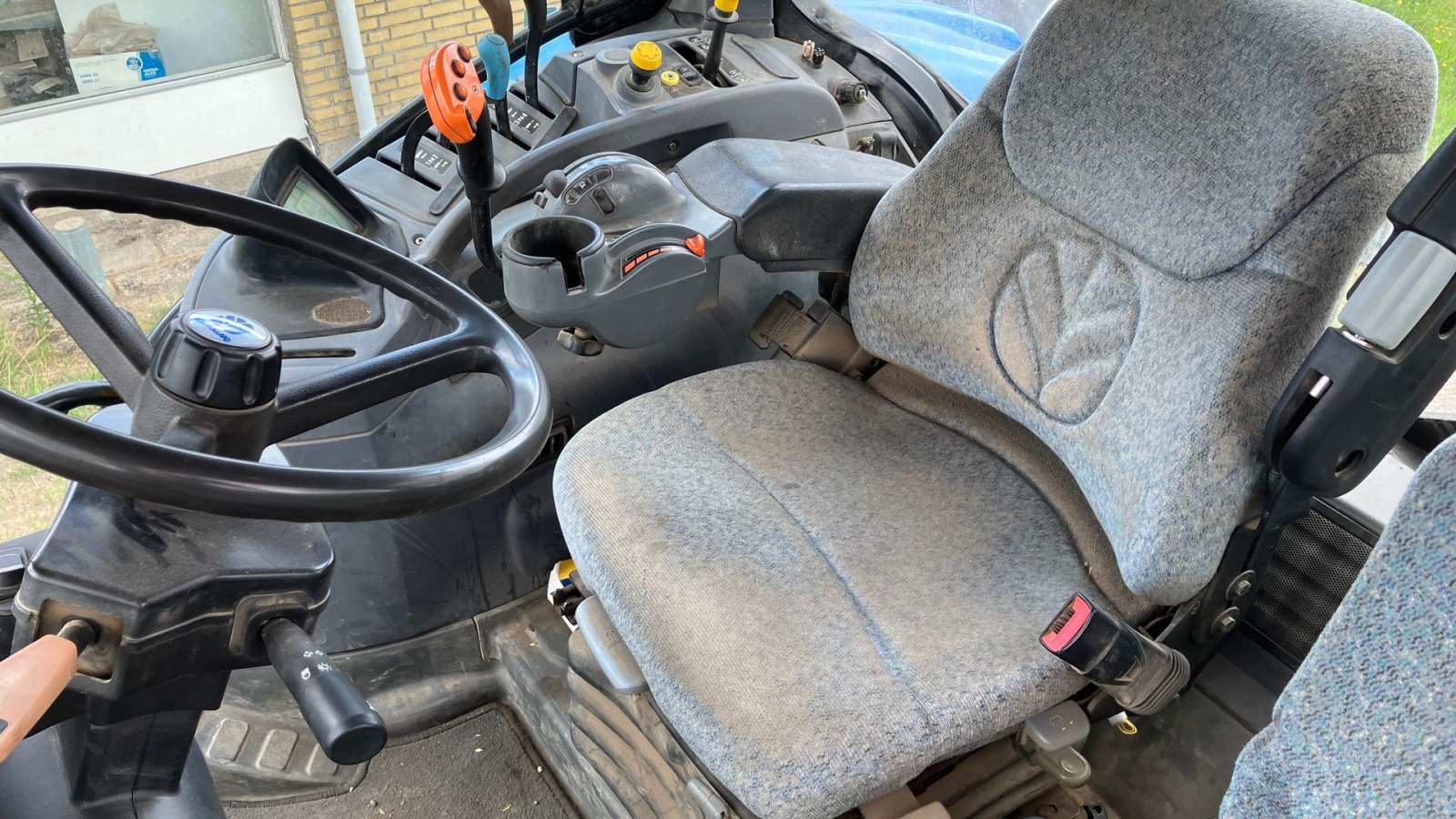 Traktor del tipo New Holland T7030, Gebrauchtmaschine en Roskilde (Imagen 9)