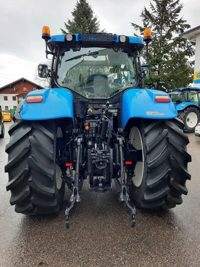 Traktor des Typs New Holland T7040 Auto Command, Gebrauchtmaschine in Burgkirchen (Bild 4)