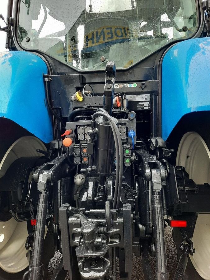 Traktor des Typs New Holland T7040 Auto Command, Gebrauchtmaschine in Burgkirchen (Bild 5)