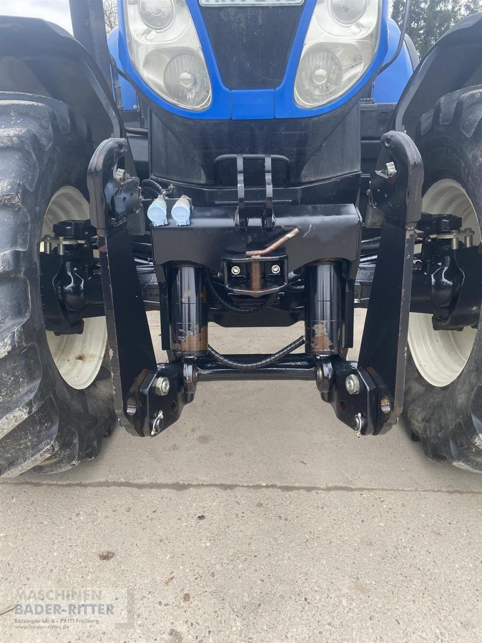 Traktor des Typs New Holland T7040 PC, Gebrauchtmaschine in Freiburg (Bild 4)