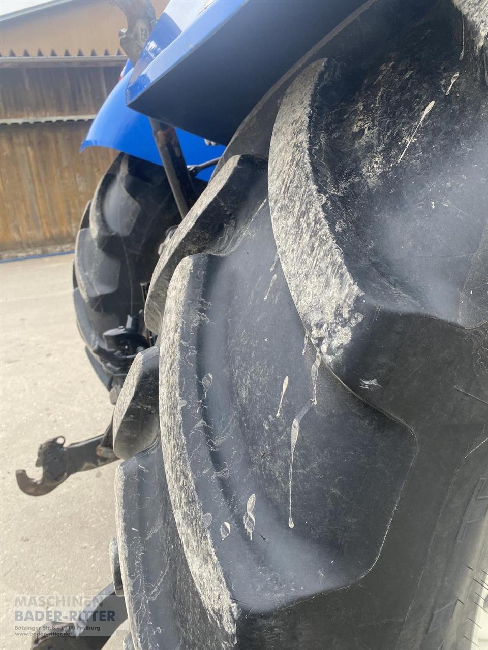 Traktor des Typs New Holland T7040 PC, Gebrauchtmaschine in Freiburg (Bild 16)