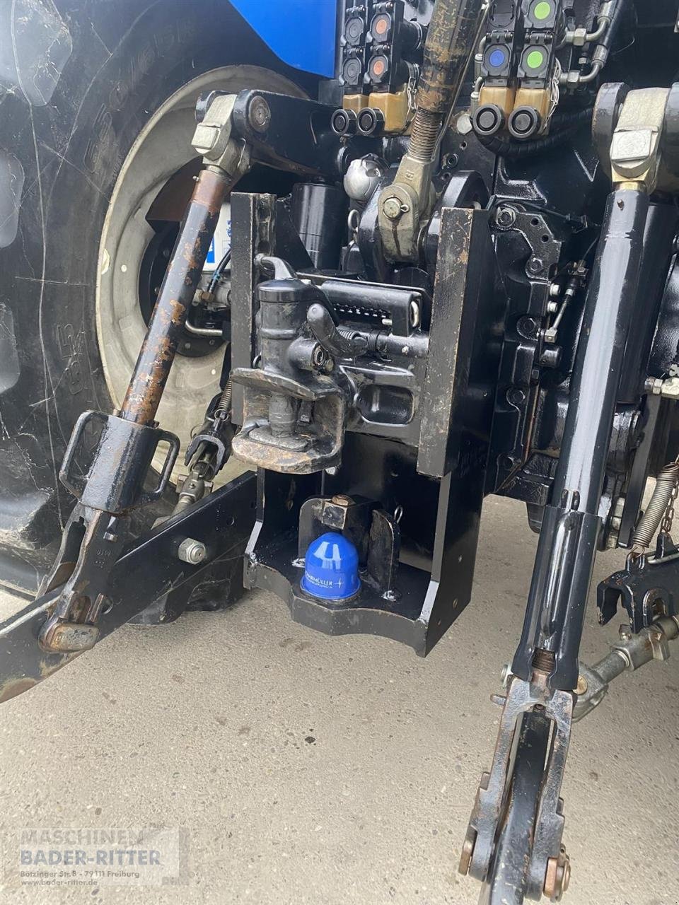 Traktor des Typs New Holland T7040 PC, Gebrauchtmaschine in Freiburg (Bild 18)