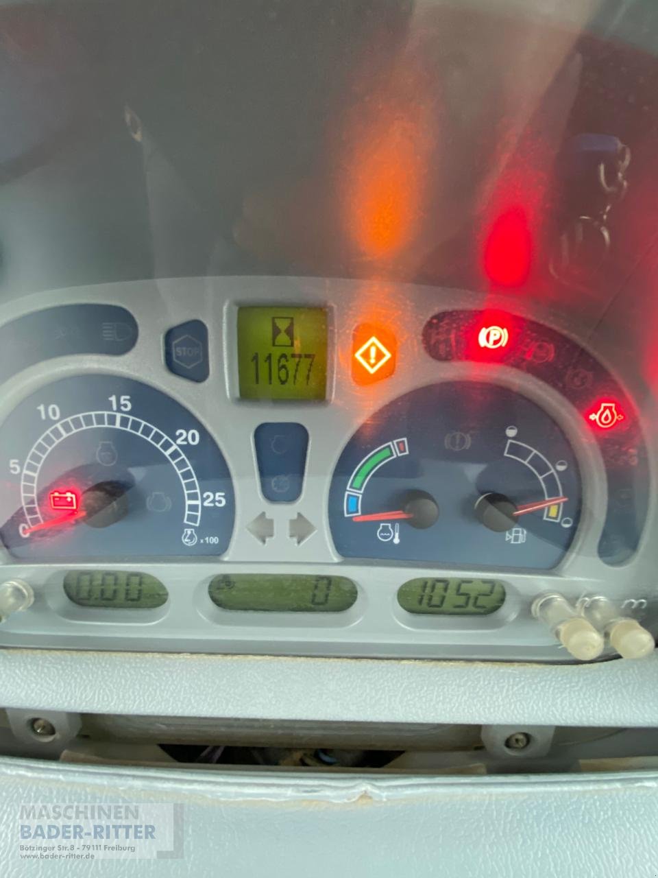 Traktor des Typs New Holland T7040 PC, Gebrauchtmaschine in Freiburg (Bild 23)