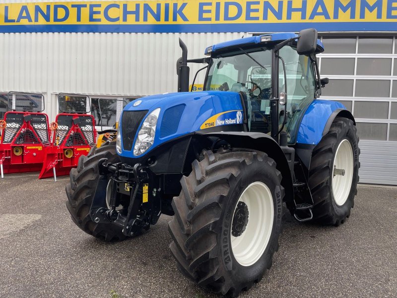 Traktor типа New Holland T7040 Power Command, Gebrauchtmaschine в Burgkirchen