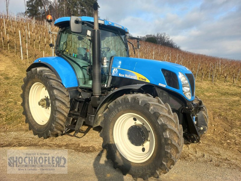 New Holland T7040 Power Command, Gebrauchtmaschine, Rok výroby: 2010, Moto-hodiny: 9350 Hodin (Obrázek 1) Traktor typu New Holland T7040 Power Command, Gebrauchtmaschine v Wies (Obrázek 1)