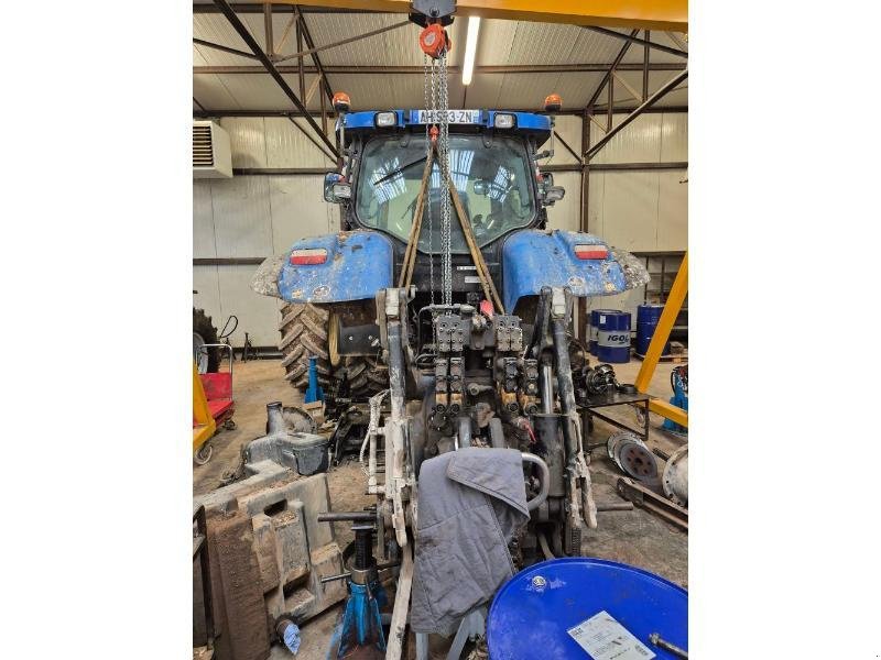 Traktor du type New Holland T7040, Gebrauchtmaschine en CHAUMONT (Photo 1)