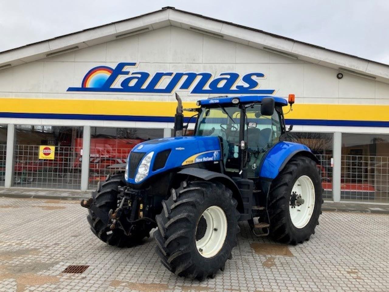 Traktor of the type New Holland T7050 AC, Gebrauchtmaschine in Brønderslev (Picture 1)