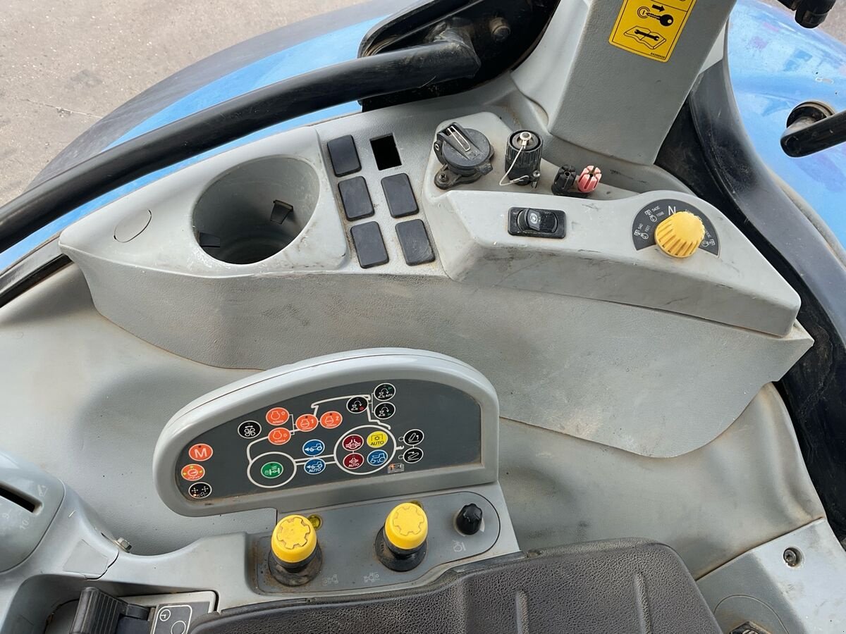 Traktor a típus New Holland T7050 Autocomand, Gebrauchtmaschine ekkor: Zwettl (Kép 17)